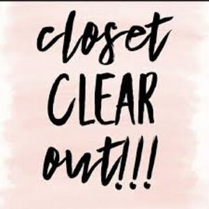 CLOSET CLEAR OUT!!!! Cheap shipping rates!! Let’s make a deal 🥰🥰🥰🥰🥰
